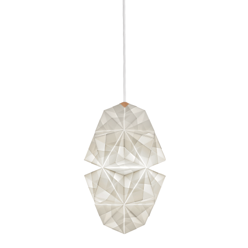 Fritlagt foto af original håndfoldet Sonobe Light papirlampe lavet af Charlotte Brandt, model Cala, smal pendell